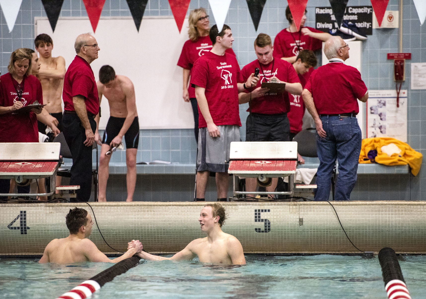 190216_D2SWIM06